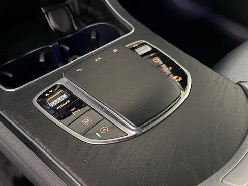 Certified 2022 Mercedes-Benz GLC 300 image 29