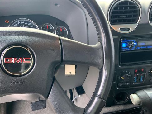 Used 2007 GMC Envoy SLE image 21