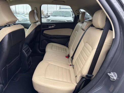 Used 2021 Ford Edge SEL image 7