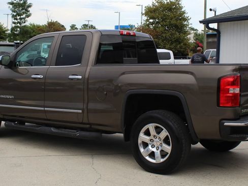 Used 2014 GMC Sierra 1500 SLT w/ SLT Preferred Package AWD/4WD image 3