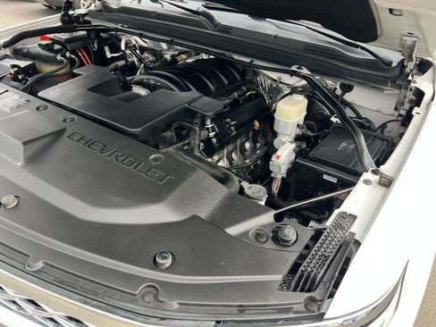 Used 2018 Chevrolet Suburban LT w/ LT Signature Package image 48