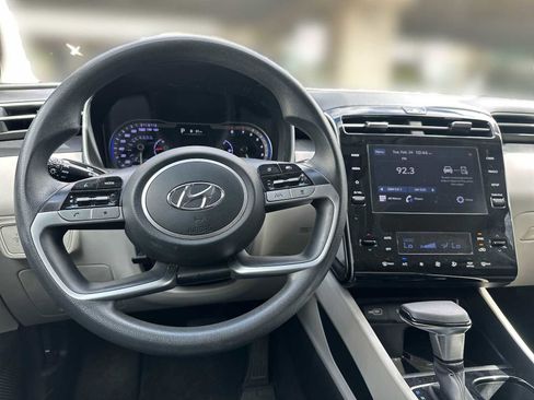 Used 2024 Hyundai Tucson SEL image 2