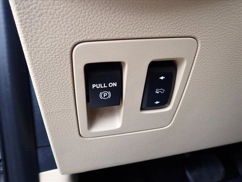 Used 2020 Ford F150 XLT w/ Equipment Group 302A Luxury AWD/4WD image 15