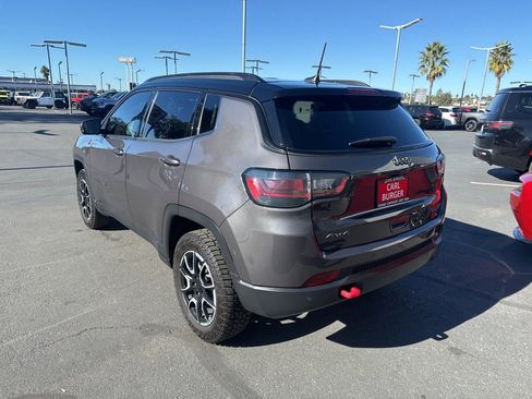 Certified 2024 Jeep Compass Trailhawk w/ Trailhawk Elite Group image 5