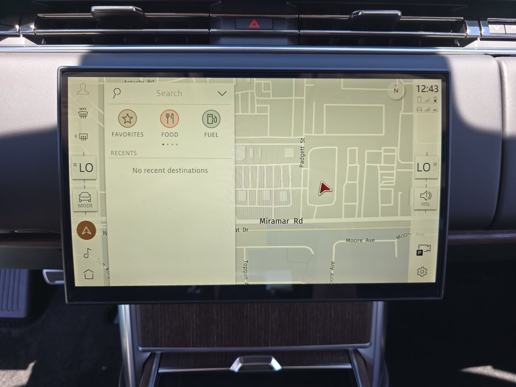 New 2026 Land Rover Range Rover SE AWD/4WD image 23