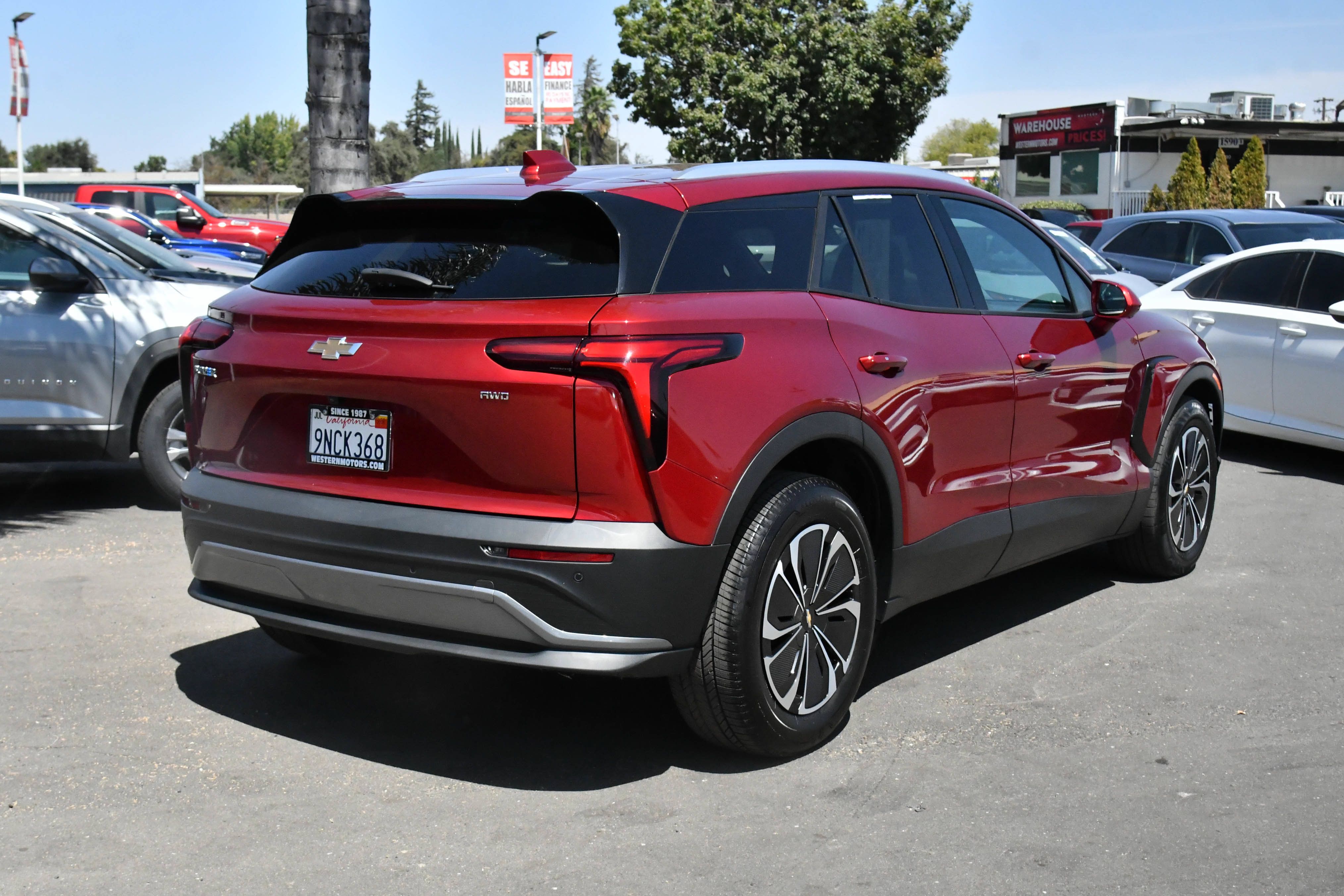 Used 2024 Chevrolet Blazer EV LT AWD/4WD image 8
