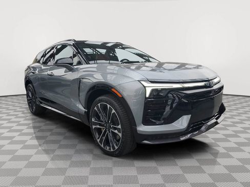New 2026 Chevrolet Blazer EV SS image 2