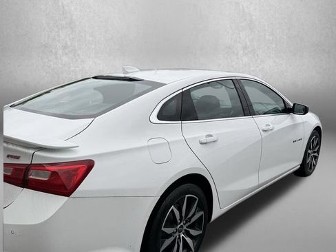 Used 2022 Chevrolet Malibu RS FWD image 4