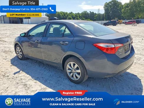 Used 2015 Toyota Corolla LE FWD image 3