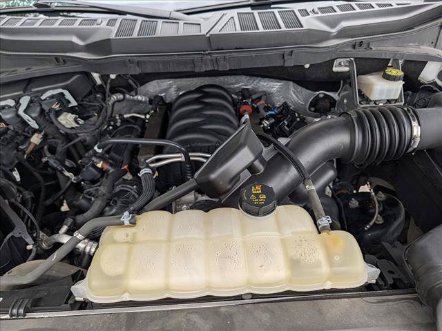 Used 2022 Ford F150 Lariat w/ FX4 Off-Road Package AWD/4WD image 11