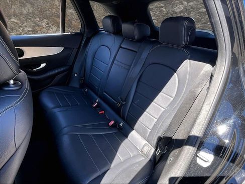 Used 2017 Mercedes-Benz GLC 300 4MATIC image 22