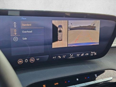 Used 2025 Buick Enclave Preferred w/ Power Package FWD image 14