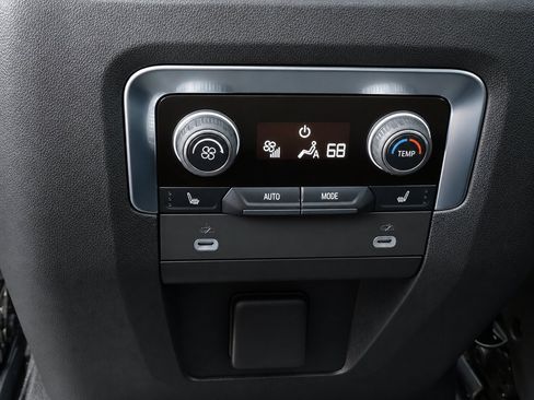Used 2015 Chevrolet Equinox LT w/ Driver Convenience Package FWD image 32