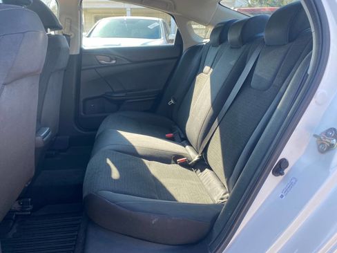 Used 2019 Honda Insight LX image 16