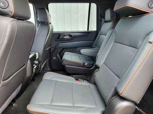 Used 2026 GMC Yukon XL AT4 AWD/4WD image 14