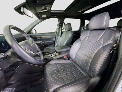 Used 2024 Kia Telluride SX X-Pro AWD/4WD image 11