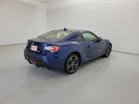 Used 2015 Scion FR-S RWD image 5