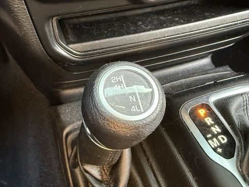 Used 2020 Jeep Wrangler Sport S image 20