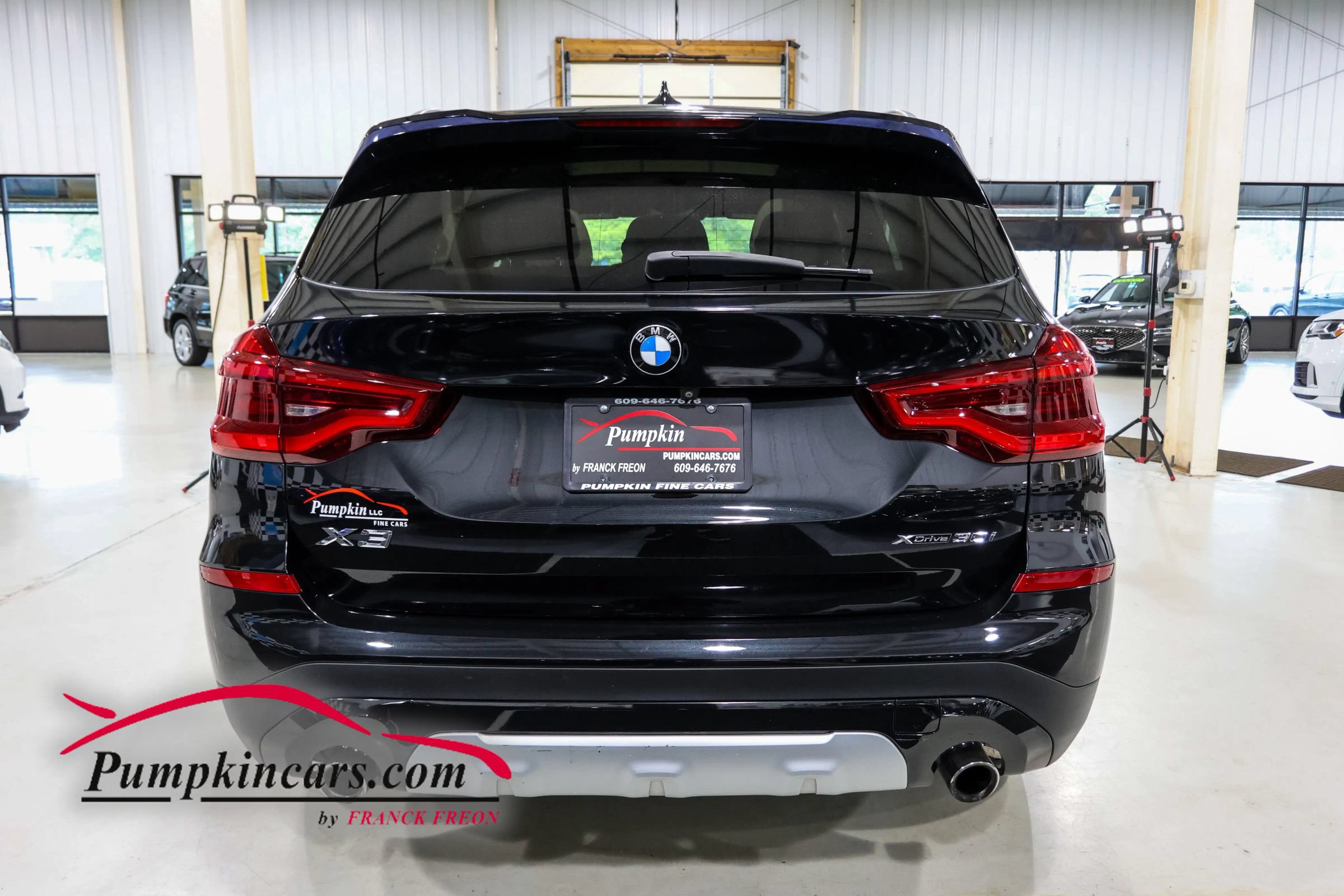 Used 2018 BMW X3 xDrive30i w/ Premium Package AWD/4WD image 5