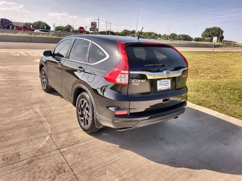 Used 2016 Honda CR-V SE image 5