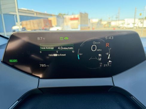 Used 2026 Toyota Prius Plug-In Hybrid FWD image 14