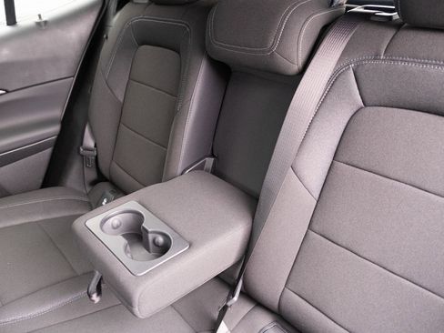 New 2026 Chevrolet Equinox EV LT image 16