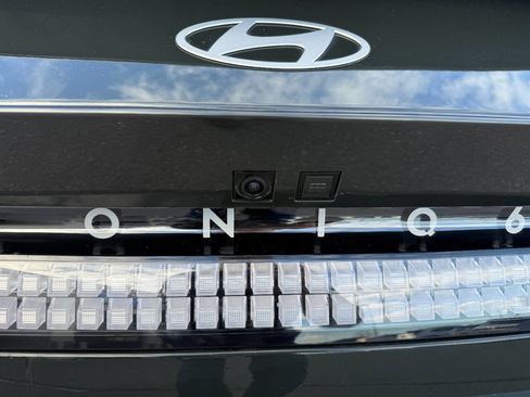 Used 2024 Hyundai Ioniq 6 SEL image 17