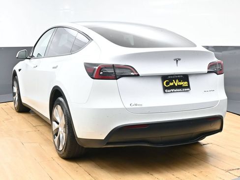 Used 2023 Tesla Model Y Long Range AWD/4WD image 6