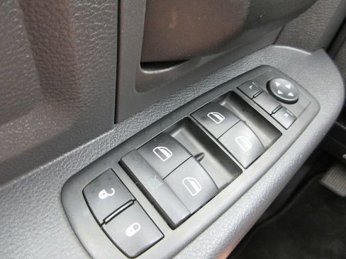 Used 2009 Dodge Ram 1500 Truck SLT RWD image 22