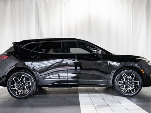 Used 2023 Chevrolet Blazer RS w/ Driver Confidence II Package image 3