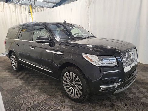 Used 2019 Lincoln Navigator L Reserve AWD/4WD image 4