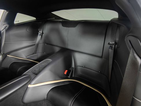 Certified 2022 Ferrari Roma RWD image 48