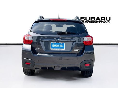 Used 2017 Subaru Crosstrek 2.0i Premium AWD/4WD image 6