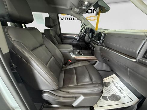 Certified 2025 Chevrolet Silverado 3500 LT w/ Trail Boss Package AWD/4WD image 15
