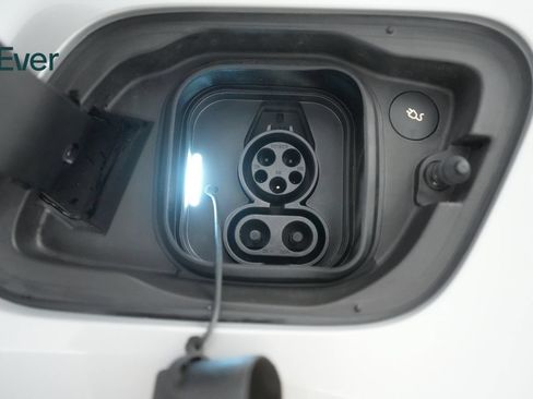 Used 2023 Volvo C40 P8 Recharge Ultimate AWD/4WD image 10