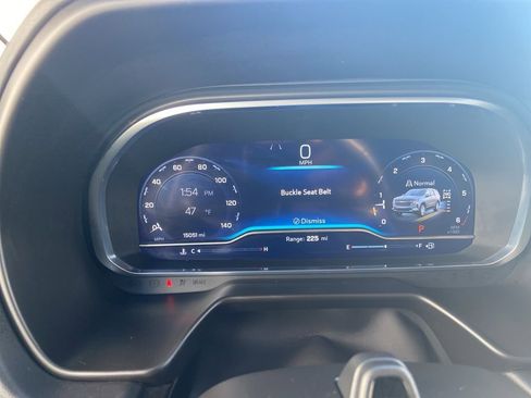 Certified 2024 Chevrolet Suburban High Country w/ Advanced Technology Package image 20