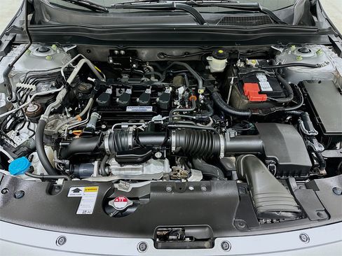 Used 2019 Honda Accord Sport image 29