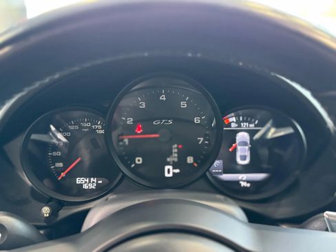 Used 2018 Porsche 718 Cayman GTS image 8