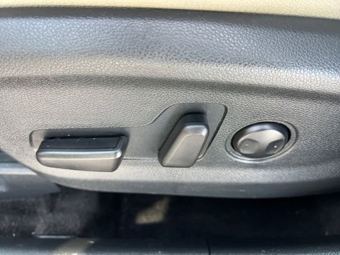 Used 2020 Kia Sportage S w/ S Premium Package image 19