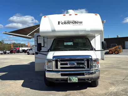 Used 2014 Ford E-450 and Econoline 450 Super Duty w/ Motorhome Prep Package