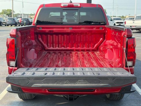 Used 2023 Chevrolet Colorado LT w/ LT Convenience Package II AWD/4WD image 7
