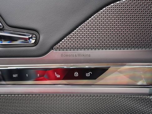 Used 2023 BMW 760i xDrive 760i xDrive w/ Executive Package image 37