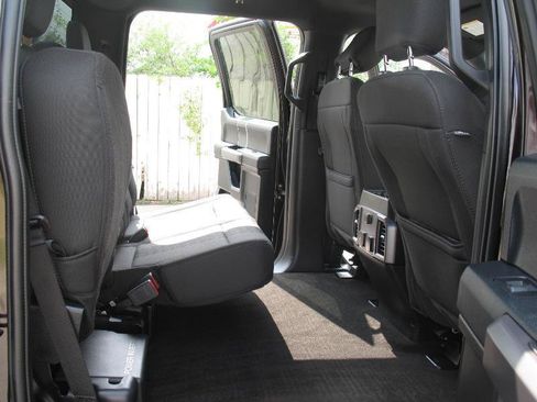 Used 2020 Ford F150 XLT w/ Equipment Group 302A Luxury AWD/4WD image 28