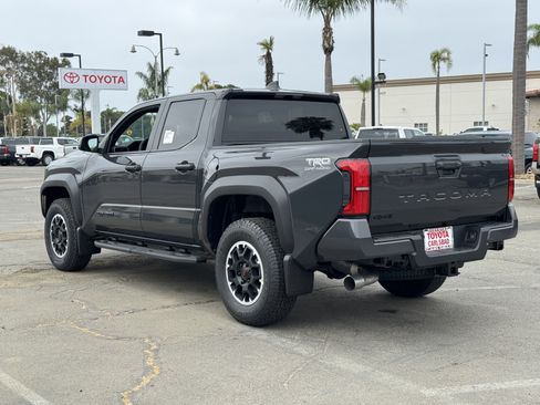 New 2026 Toyota Tacoma TRD Off-Road AWD/4WD image 12