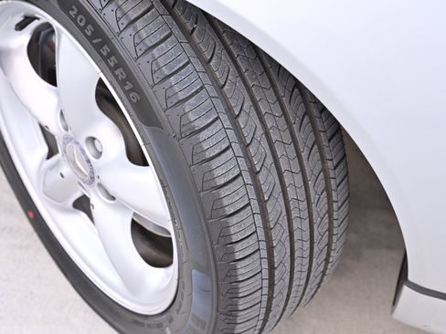 Used 2002 Mercedes-Benz SLK 320 image 30