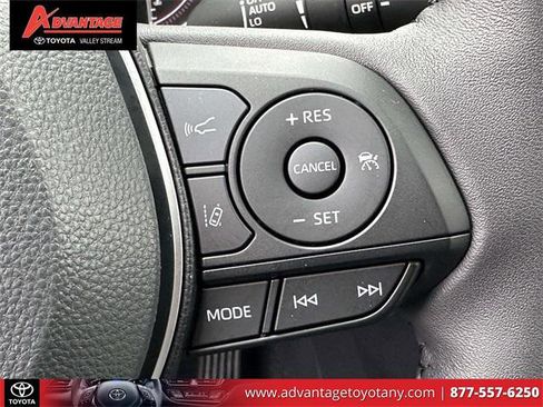 Certified 2025 Toyota RAV4 XLE Premium image 25