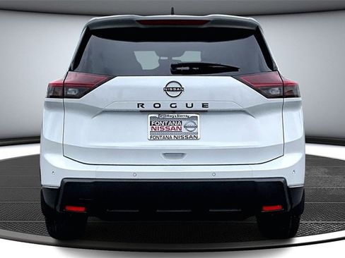 New 2026 Nissan Rogue SV image 4