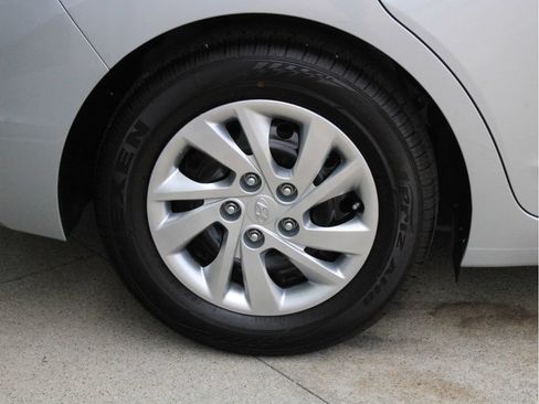 Used 2020 Hyundai Elantra SE w/ Cargo Package (C1) FWD image 36
