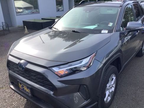 Used 2023 Toyota RAV4 XLE w/ XLE Grade Weather Package AWD/4WD image 1