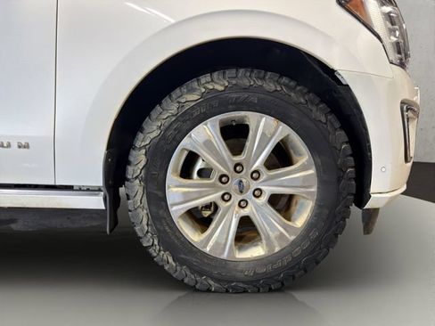 Used 2021 Ford Expedition Platinum AWD/4WD image 36